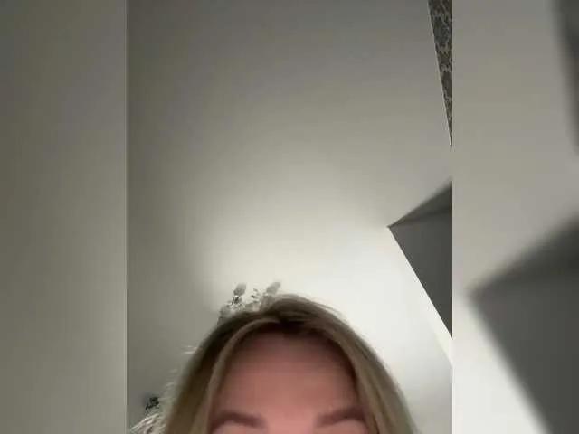 Masturbate to X-NaStyA-x, she wants to masturbate for you x-NaStyA-x from BongaCams